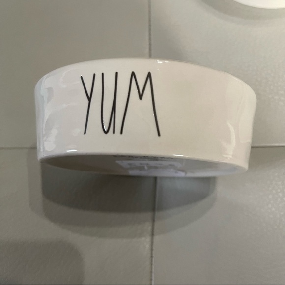 RAE DUNN Artisan Collection by Magenta Cat  Small Dog “YUM” Bowl NWT - Picture 1 of 5